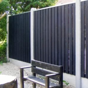 Bræddehegn lodret, trykimp. Gran sortmalet 189x150cm (180cm over jord)