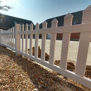 PVC Skagen hegn bue nedad og brede stave i 180x120cm